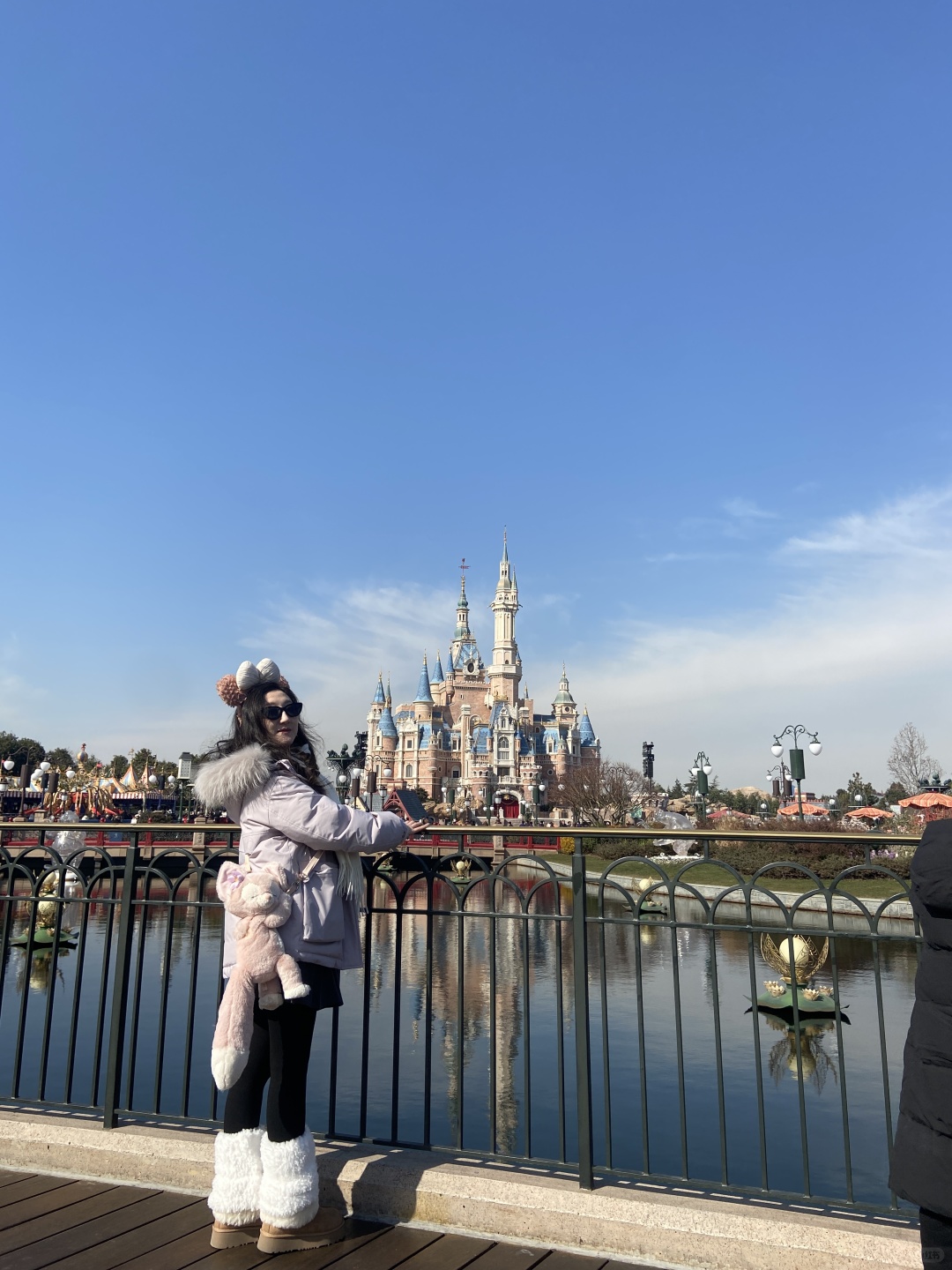 Shanghai/Hangzhou-Shanghai Disneyland is filled with childhood memories!