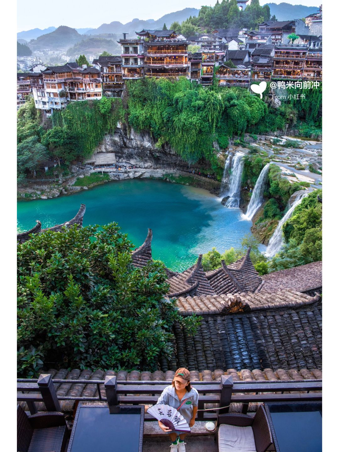 Changsha-Furong Town, Hunan Province, with green mountains and nine sky waterfalls thousands of miles down!