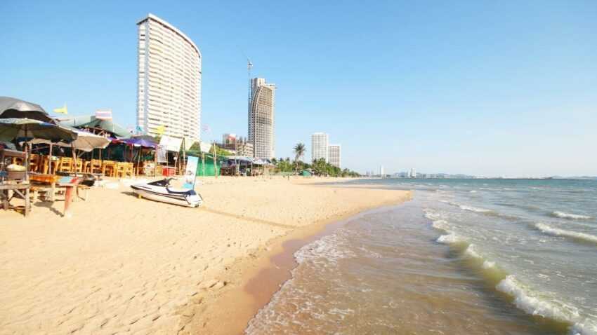 Pattaya-Pattaya Water Sports｜Scuba diving, banana boat, underwater walking and jet skiing are must-do activities in Pattaya Beach