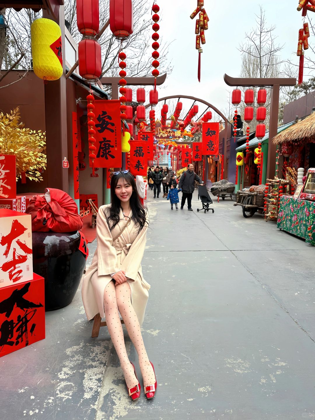 Beijing/Tianjin-Beijing Happy Valley Amusement Park, where thousands of sparks fall like raindrops, is so beautiful!