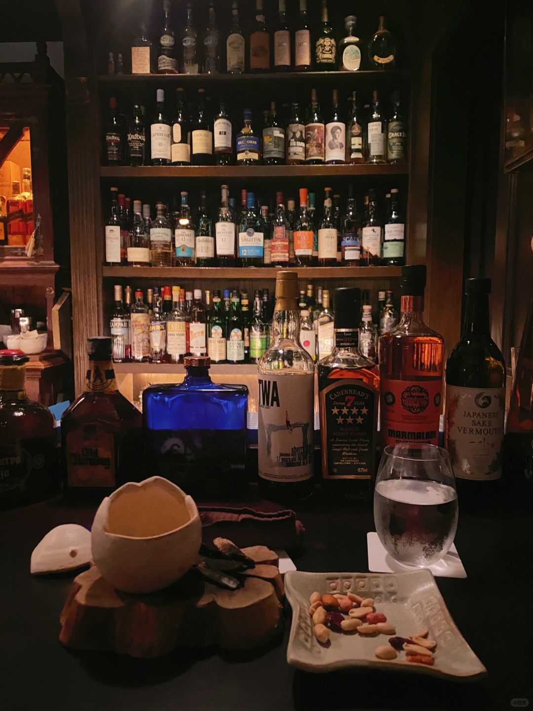 Osaka-🇯🇵Check in to this number one bar in Kansai for two consecutive nigh