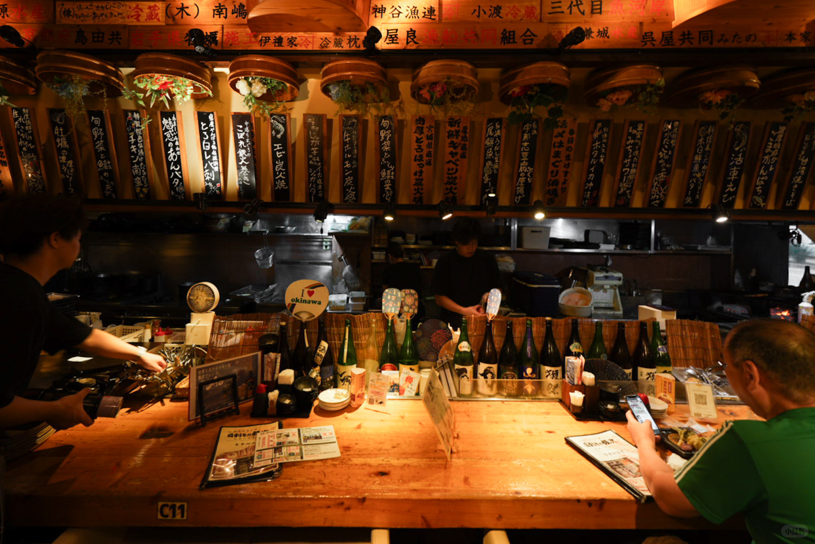 Okinawa-Meri no Ginji·Shintoshin Honpo:Enjoy delicious dishes in the beautiful wooden