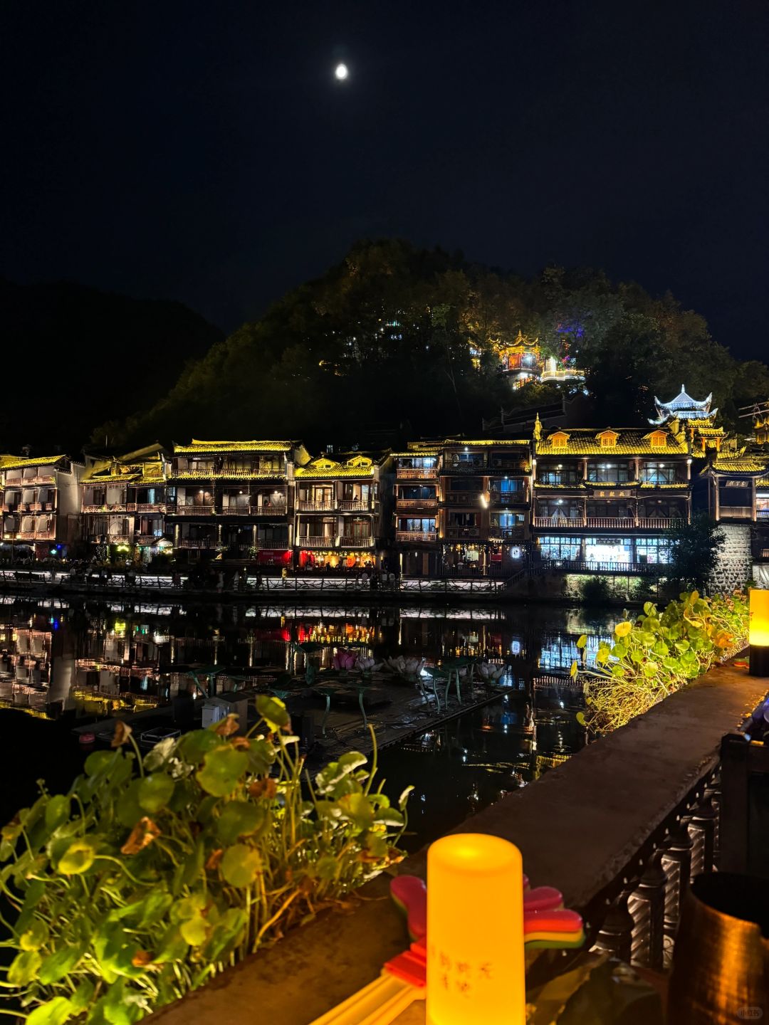 Changsha-This Hunan B & B bar offers a panoramic view of Fenghuang Ancient City！