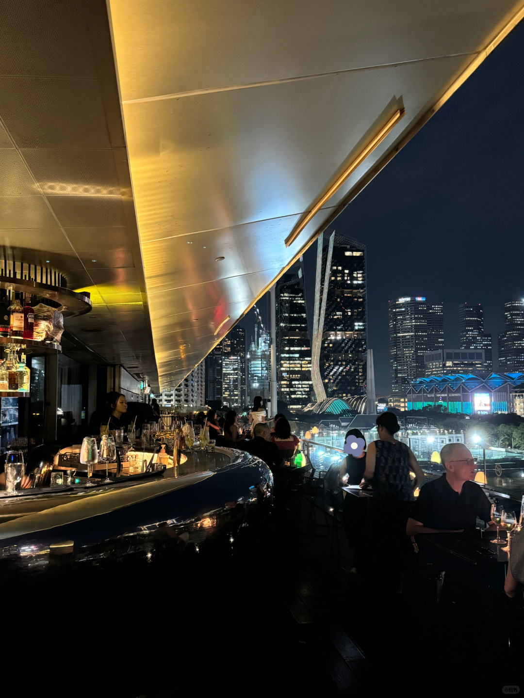 Singapore-Singapore's rooftop Smoke And Mirrors Bar has the best city night view in Singapore