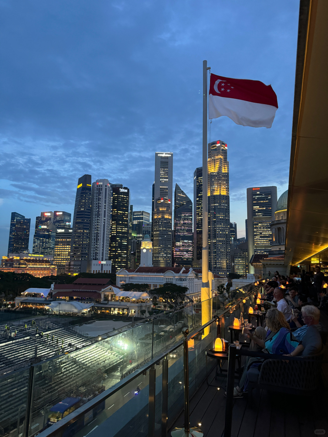 Singapore-Singapore's rooftop Smoke And Mirrors Bar has the best city night view in Singapore