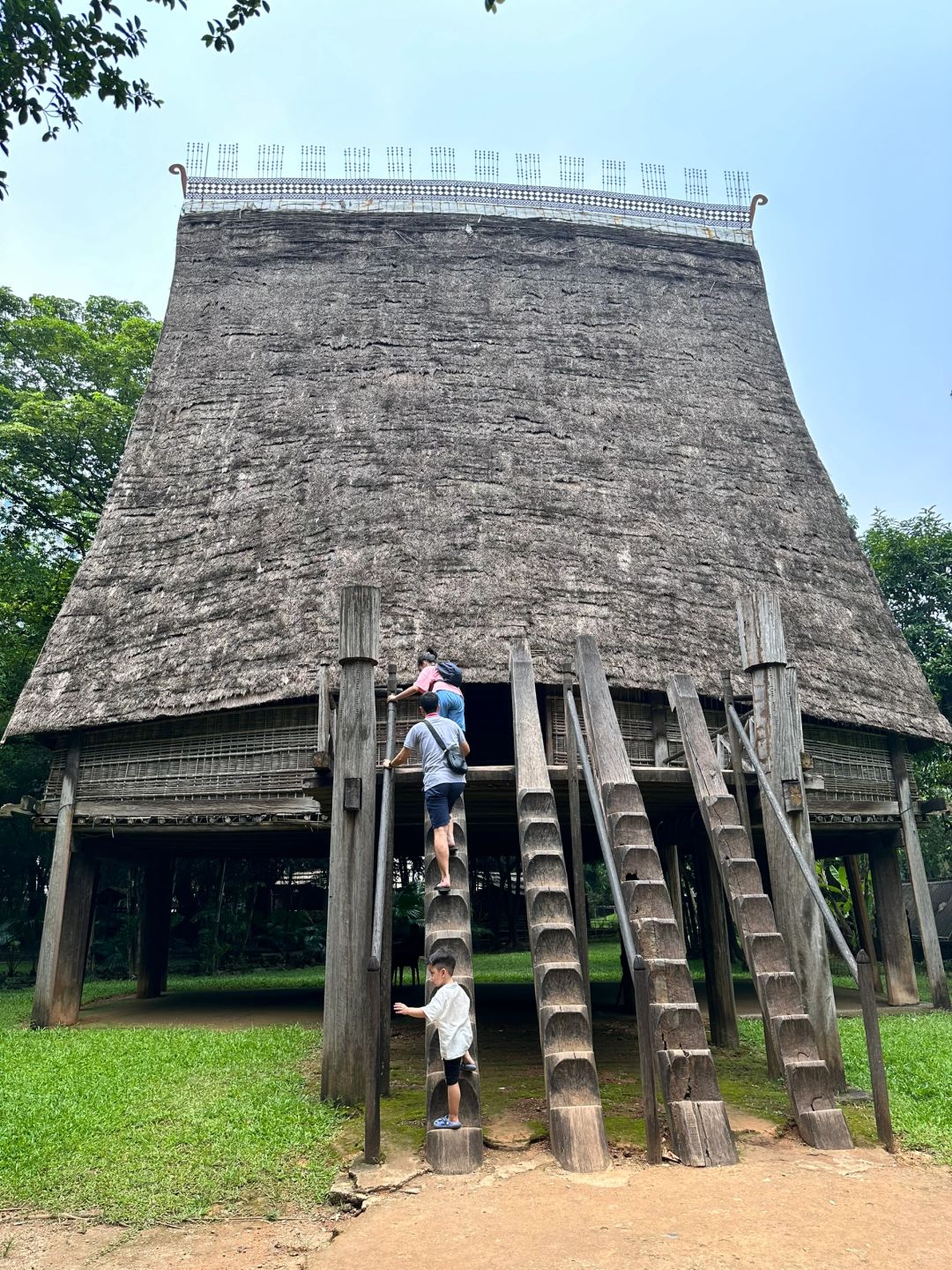 Hanoi-Vietnam Museum of Ethnology in Hanoi, 🎫exhibitions on Vietnam’s ethnicity and history