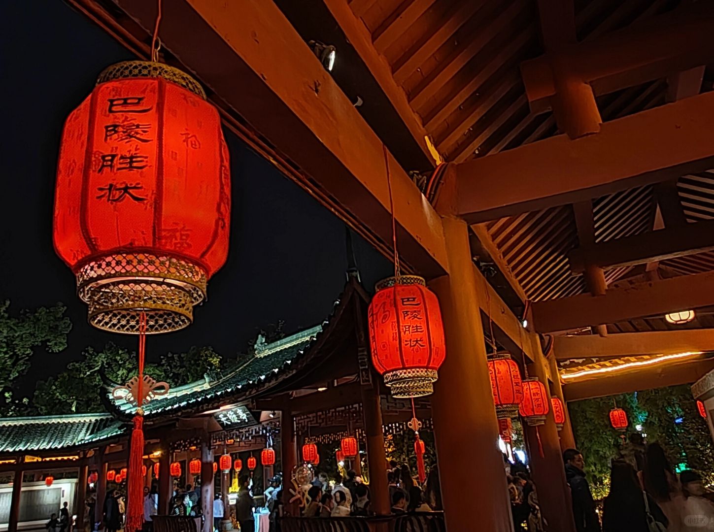 Changsha-Yueyang Tower in Hunan, there will be lights and NPC performances at night!