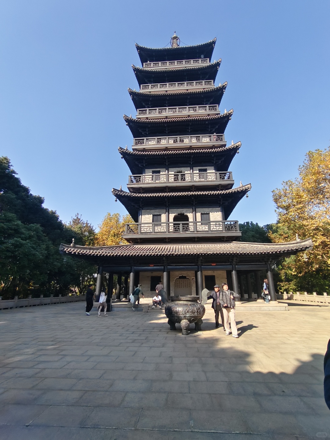 Shanghai/Hangzhou-jiangnan Nanhu Park offers a wide variety of snacks at very affordable prices!