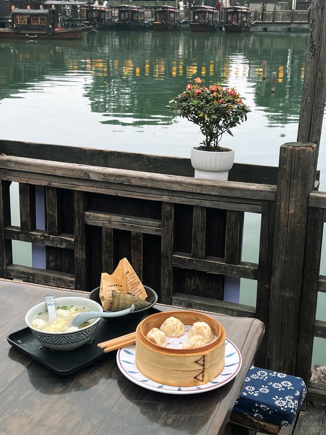 Shanghai/Hangzhou-In Wuzhen,zhejiang, the scenery is very beautiful and suitable for taking photos!