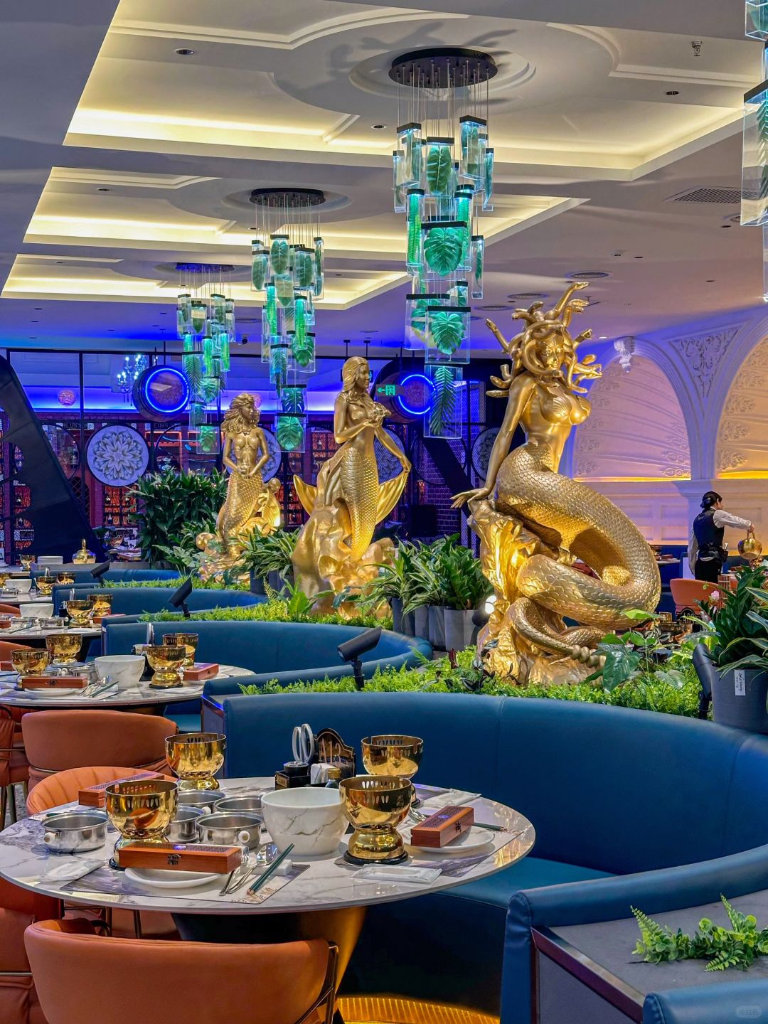 Beijing/Tianjin-Beijing Yalan buffet restaurant is like an underwater world!