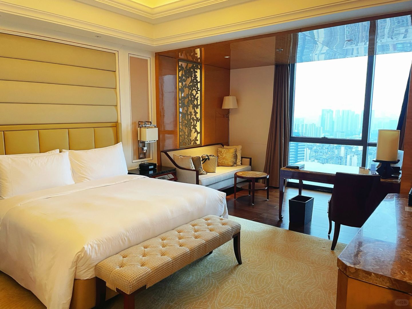 Chengdu/Chongqing-The Ritz Carlton Chengdu Hotel does have a lot of room for improvement in its services!