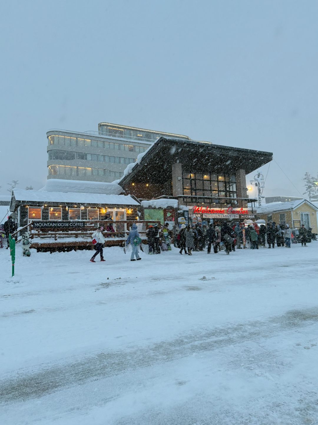 Sapporo/Hokkaido-Guide to Hirafu Ski Resort in Hokkaido, Japan, ⭕️the largest ski resort in Niseko