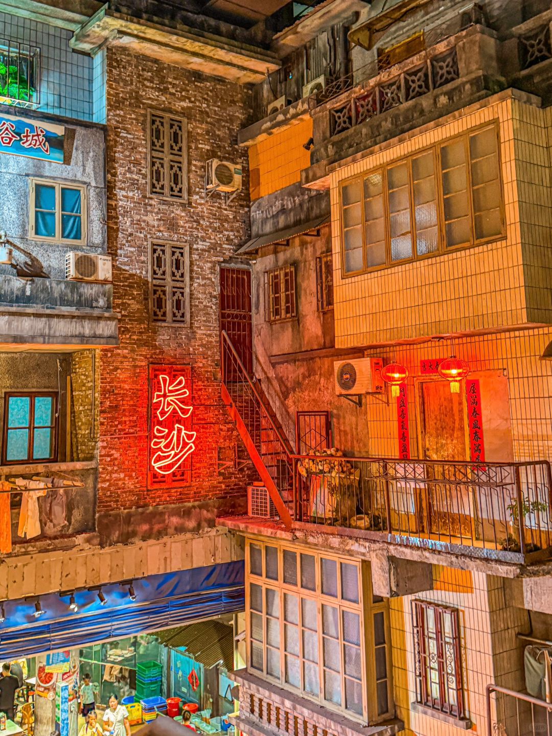 Changsha-The Wenheyou Street in Changsha has a fascinating atmosphere reminiscent of the past!