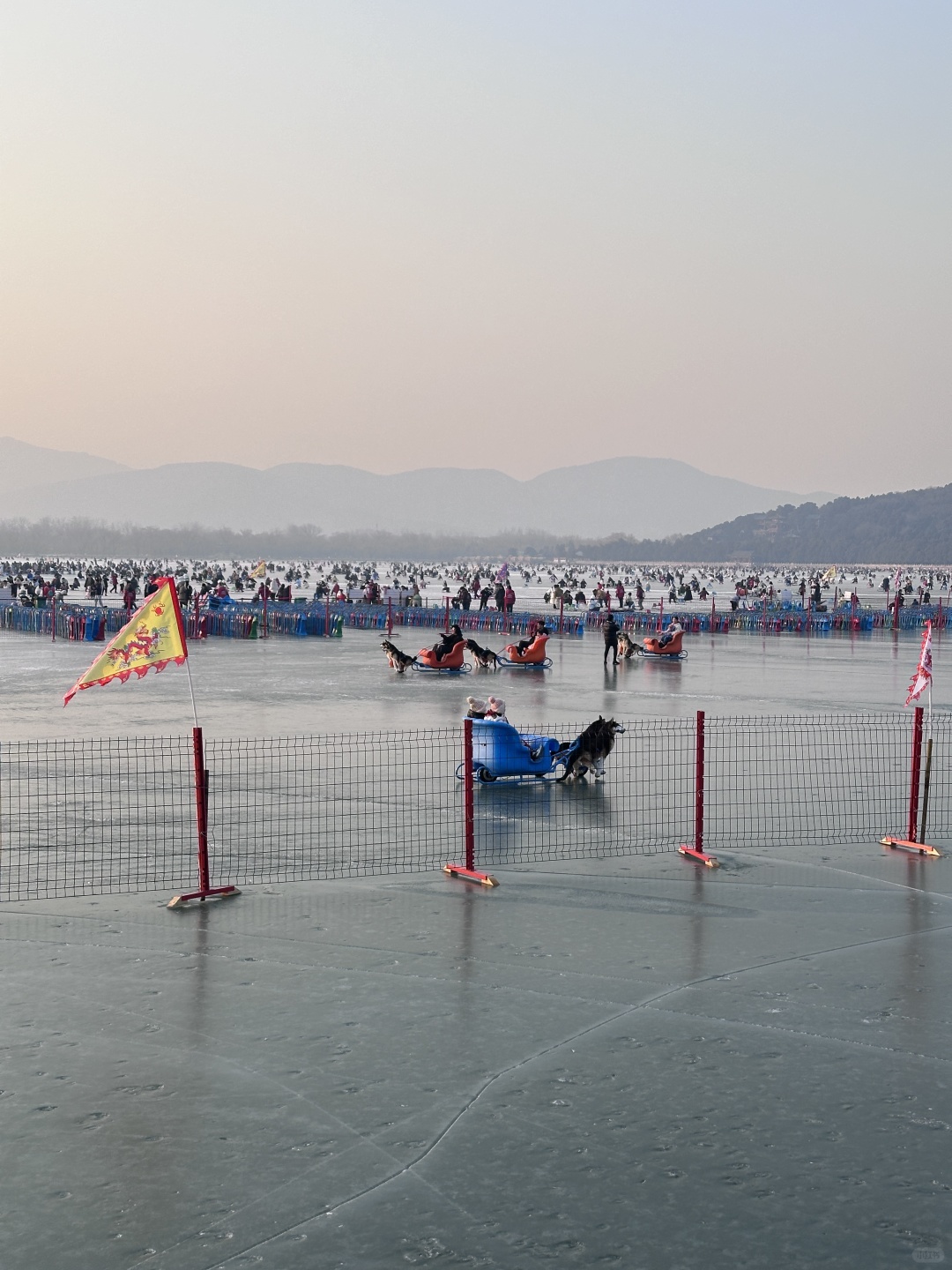 Beijing/Tianjin-Beijing Summer Palace Ice Rink, one of the favorite ice rinks among Beijing locals!