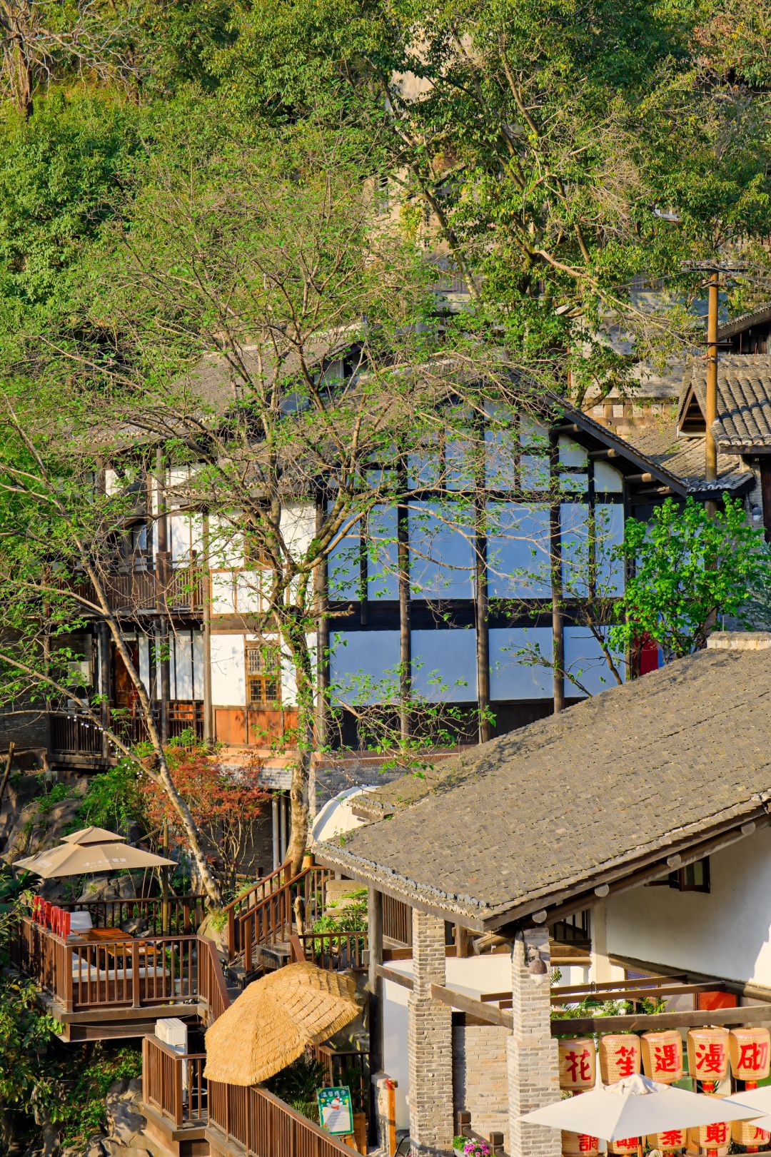 Chengdu/Chongqing-Chongqing Longmen Haolao Street, be sure to see the night view of Nanbin Road, it's very beautiful!