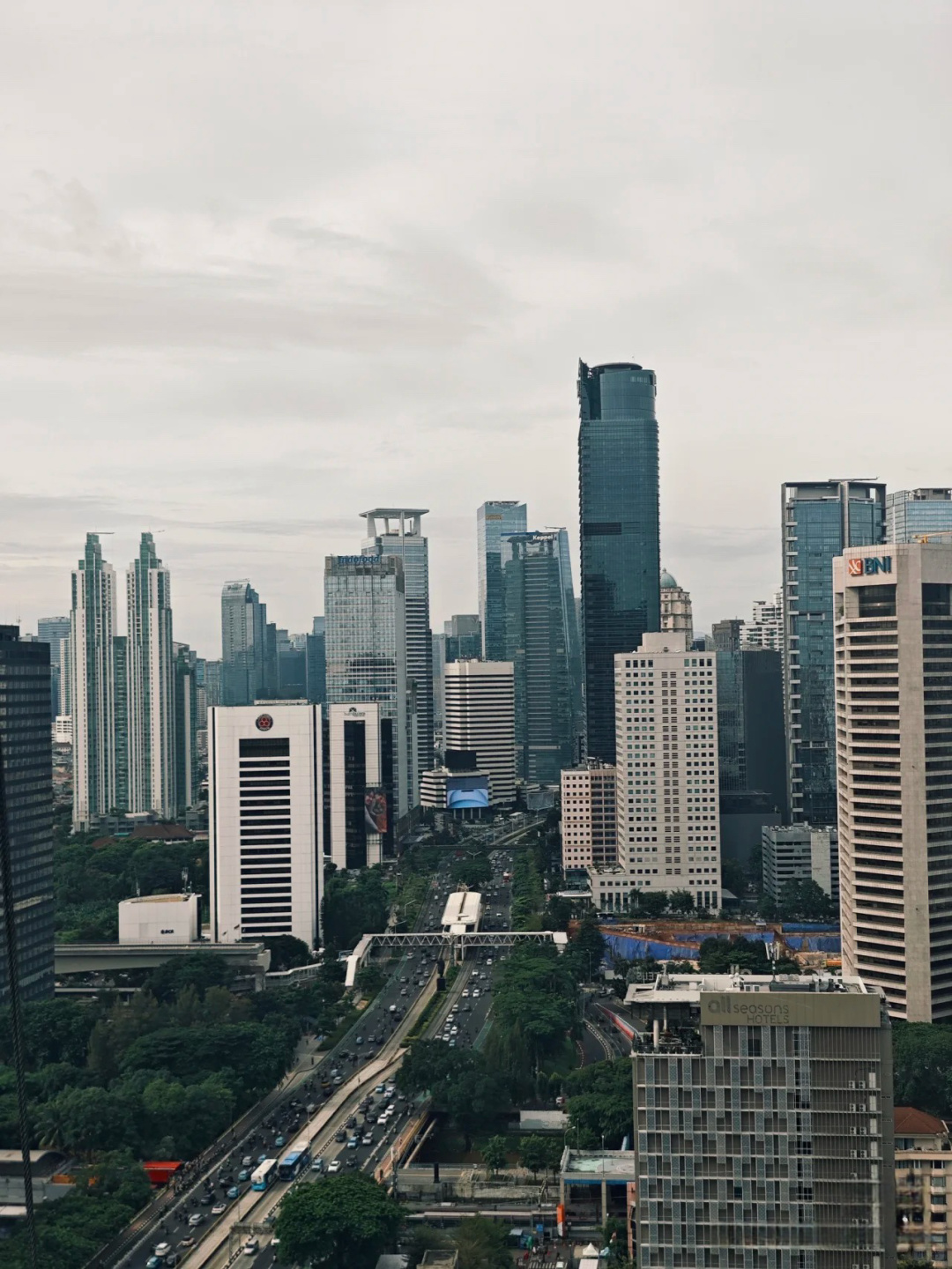 Jakarta-Magical Jakarta: one city with two worlds and a huge gap between the rich and the poor