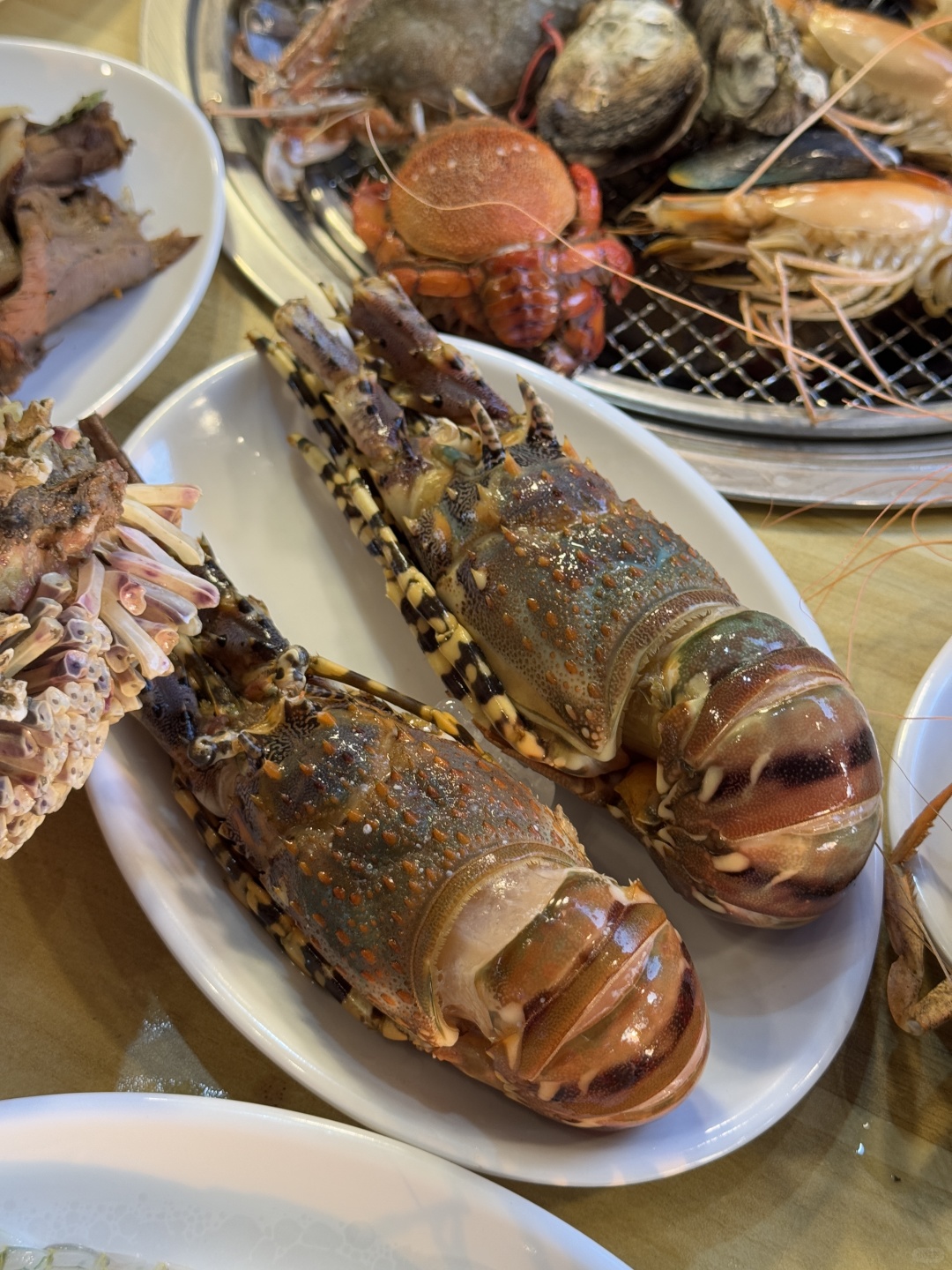 Pattaya-Jomtien Lobster Beach Buffet Restaurant, priced at 499 baht per person, with fresh ingredients