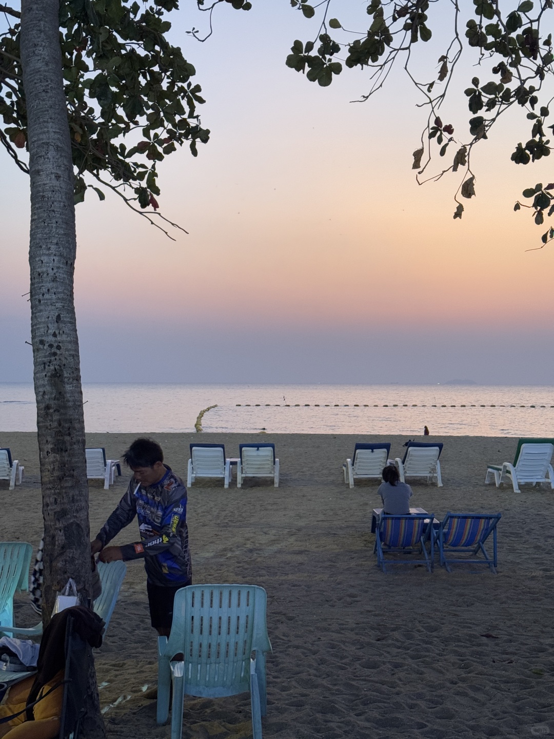 Pattaya-Jomtien Lobster Beach Buffet Restaurant, priced at 499 baht per person, with fresh ingredients