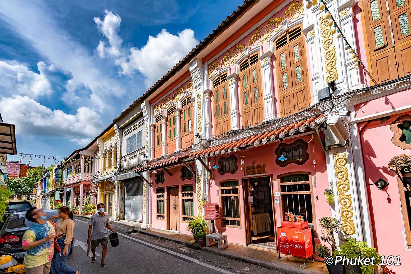 Phuket-What to do in Phuket Old Town? Walking tour guide of streets, temples, shops and restaurants