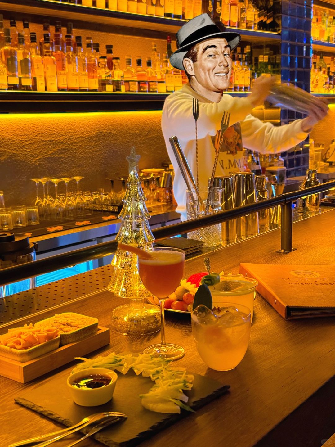 Changsha-Changsha AS Ju Bar has highly skilled and professional bartenders!