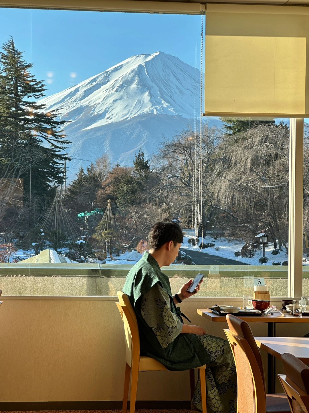 Tokyo-Travel to Japan in winter to enjoy Mount Fuji🗻, which is romantic enough in itself❄️