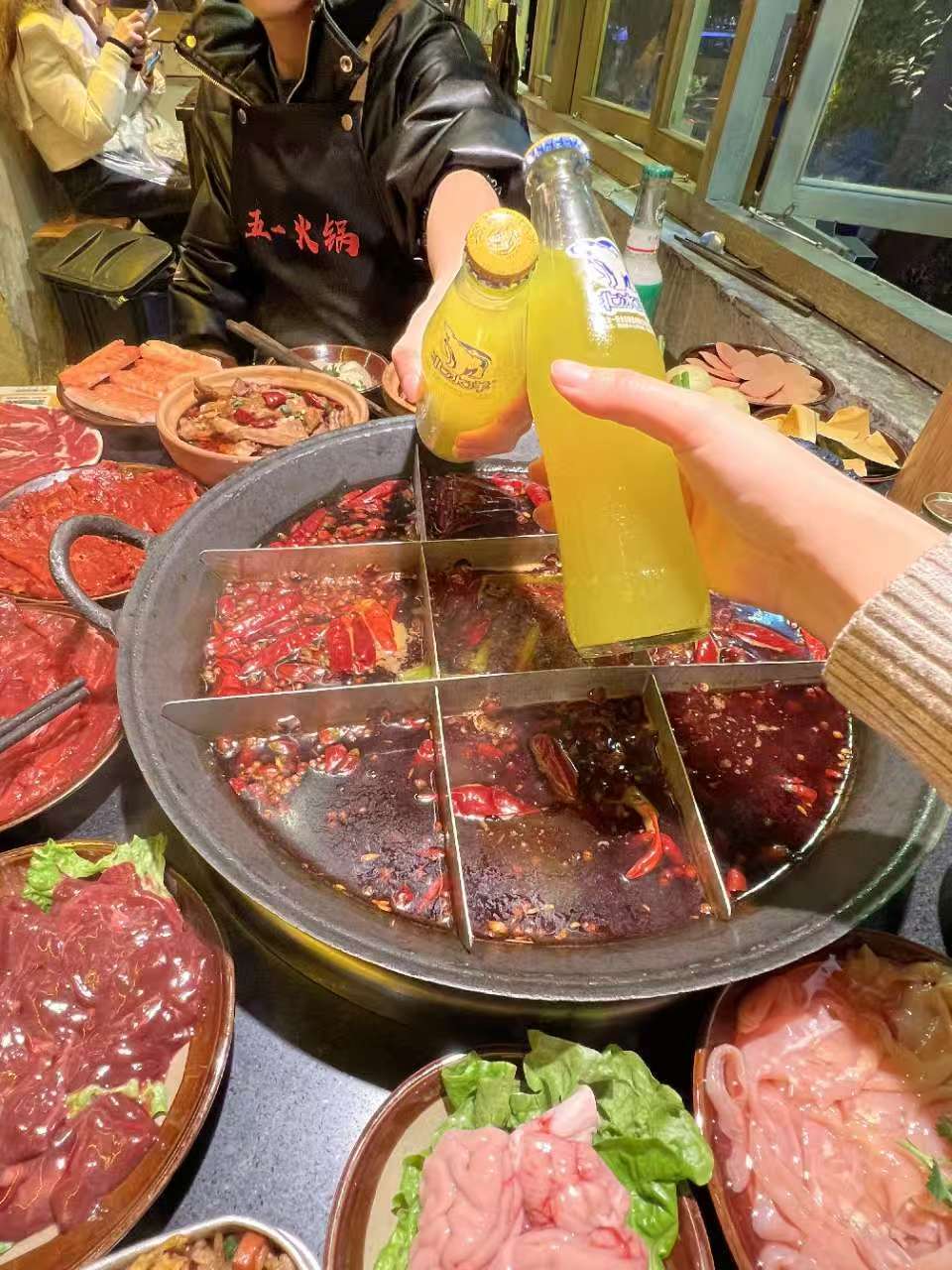 Chengdu/Chongqing-Chongqing Wuyi Restaurant, lotus root starch looks exquisite and tastes very good!