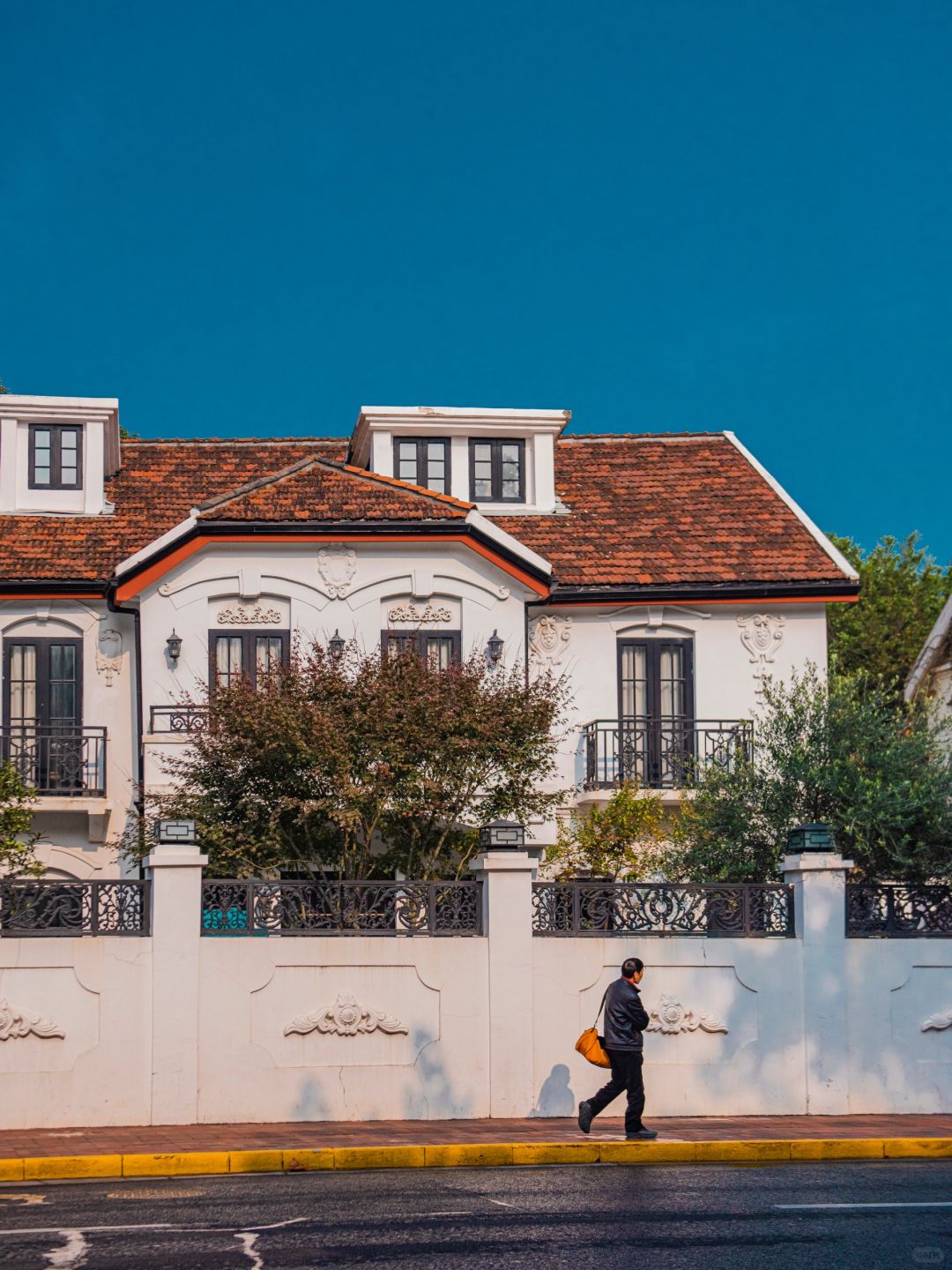 Shanghai/Hangzhou-The Xingguo Hotel in Shanghai has over 20 villas with different styles, preserving the historical charm of the past!