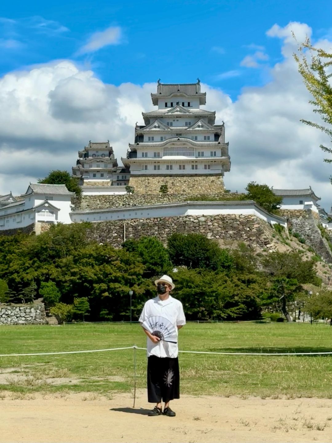 Osaka-When traveling to Osaka, don’t miss this world heritage site: Himeji-jō (White Egret Castle)