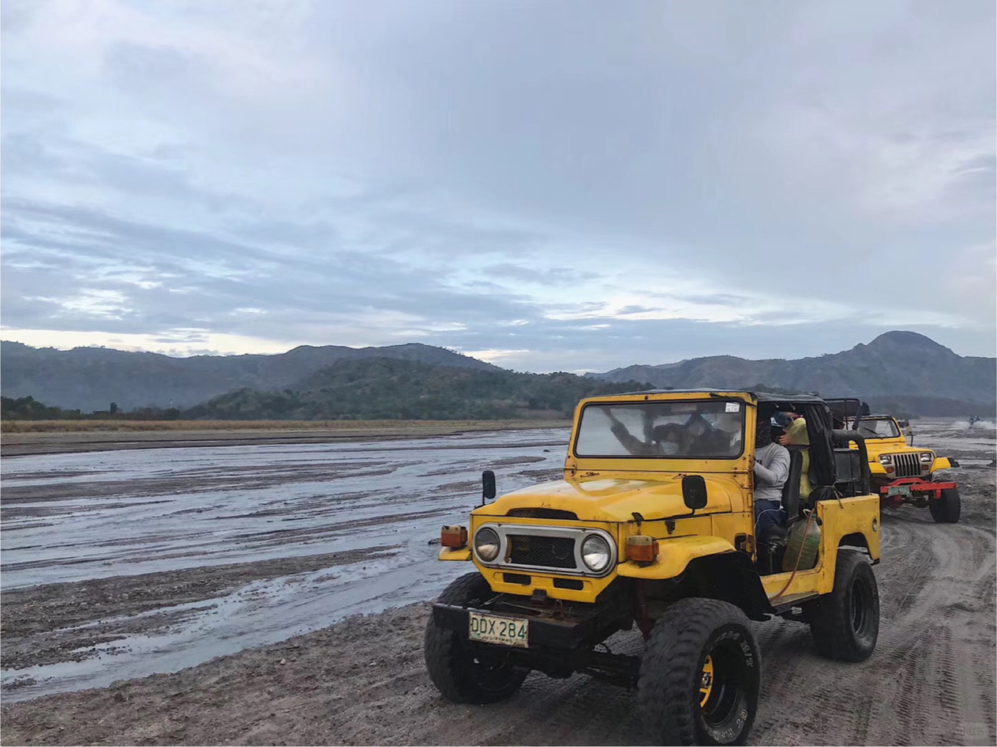 Clark/Angel City-Pinatubo volcano lake hiking and live ammunition shooting. Cebu, Philippines travel and entertainment projects guide