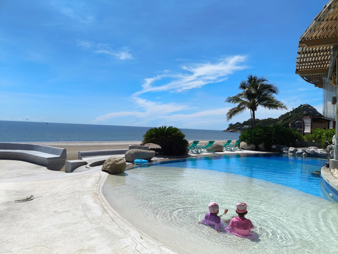 Hua Hin-The Lapa Hotel and Kundala Beach Resort Review: Beautiful scenery, convenient transportation and cheap prices