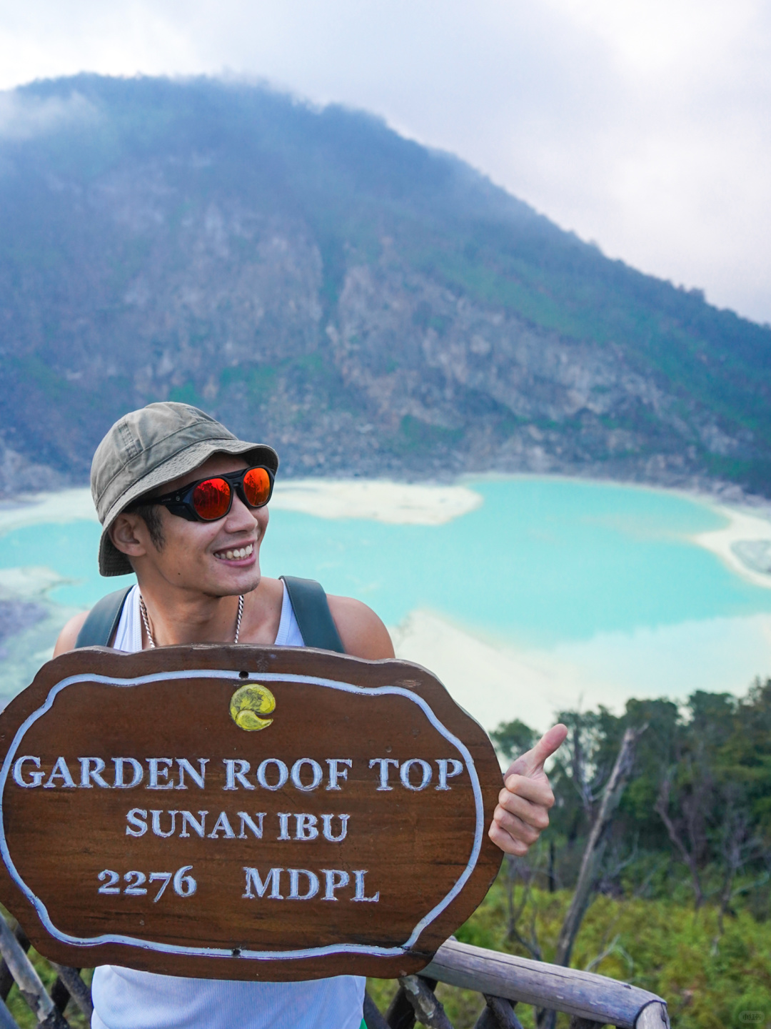 Jakarta-About 50 kilometers south of Bandung, Kawah Putih volcanic lake has a gem-like blue water