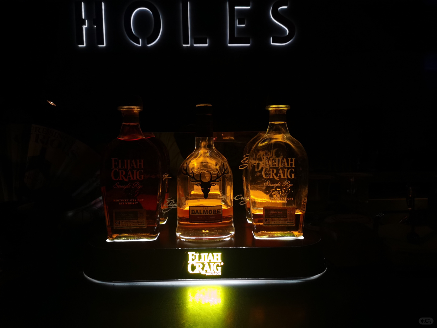 Changsha-The HOLES Bar in Changsha, serving traditional liquor and beer as well as wine, is fascinating!