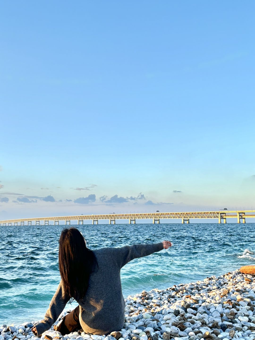 Osaka-Rinku Town is only one subway station away from Kansai Airport, and the jelly-blue sea