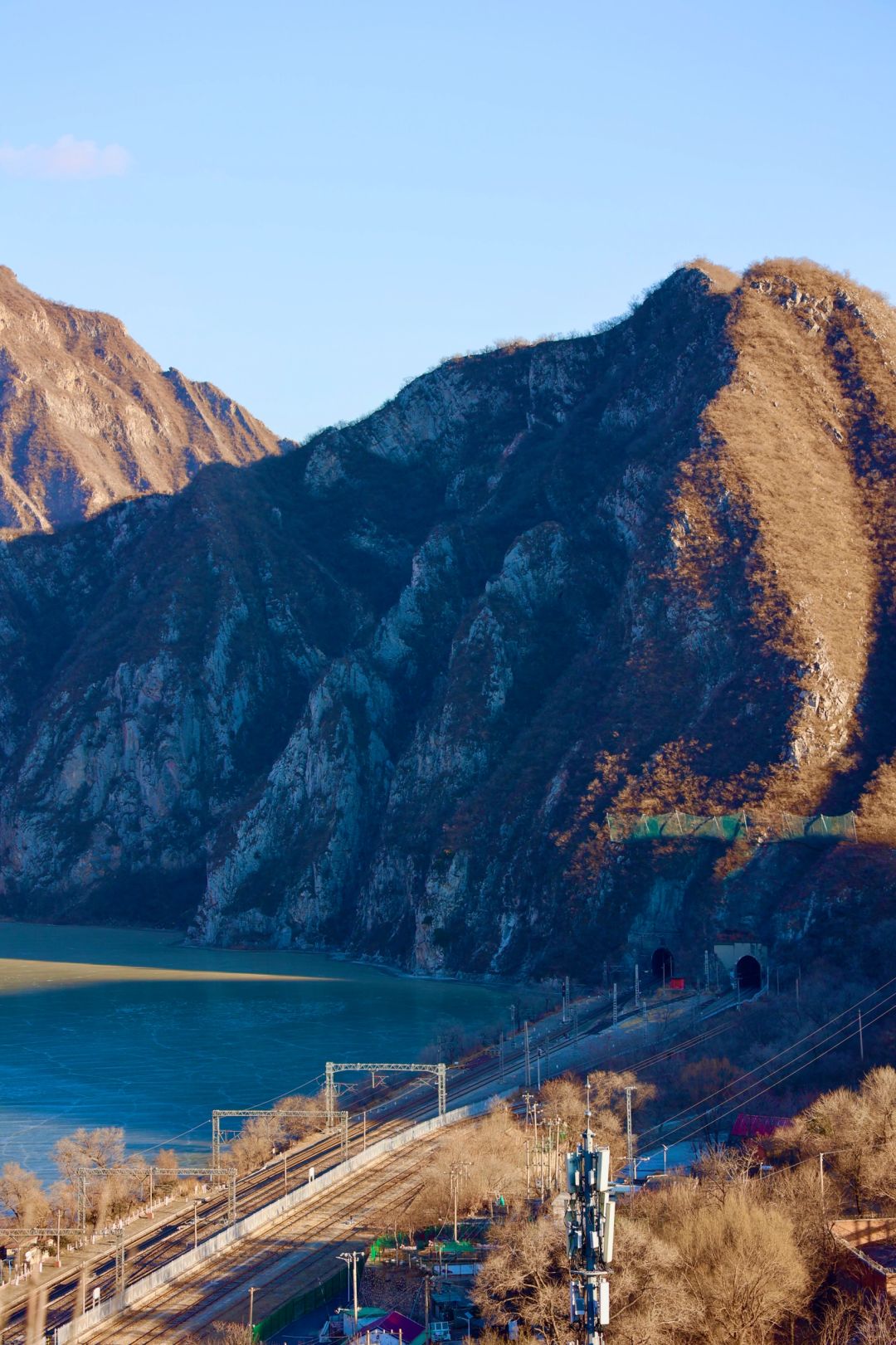 Beijing/Tianjin-Beijing Lupoling, climb to the top of the mountain can overlook the magnificent Jade glacier, it is refreshing!