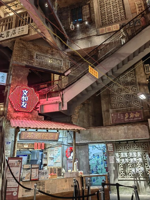 Changsha-Changsha wenheyou is not only a gathering place for food, but also a lively old Changsha museum!