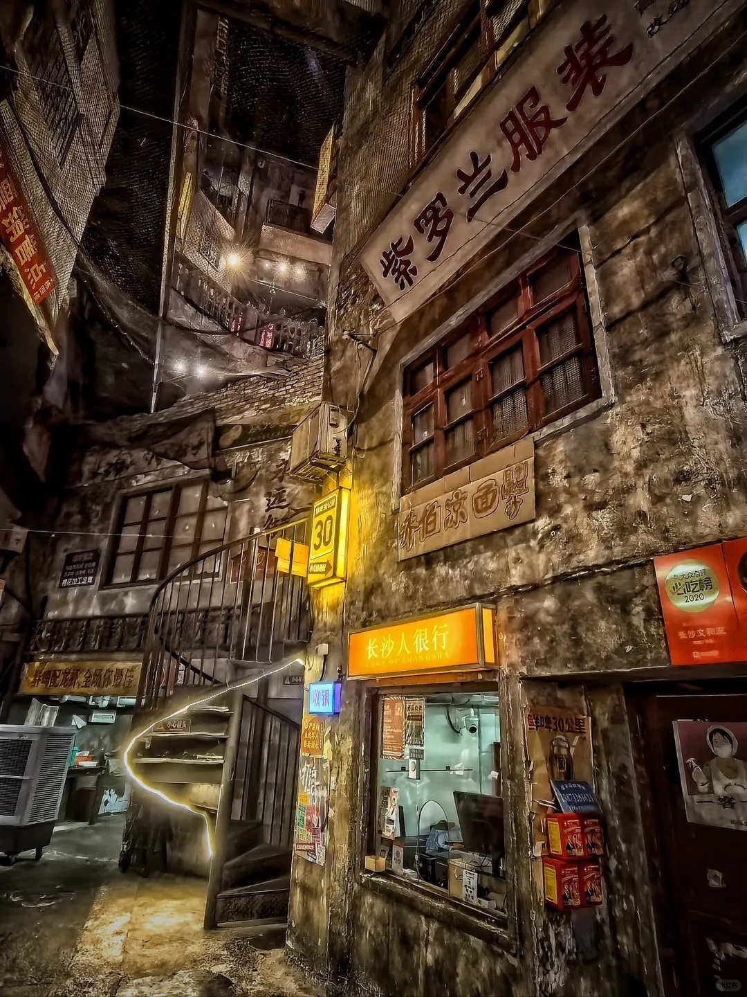 Changsha-Changsha wenheyou is not only a gathering place for food, but also a lively old Changsha museum!