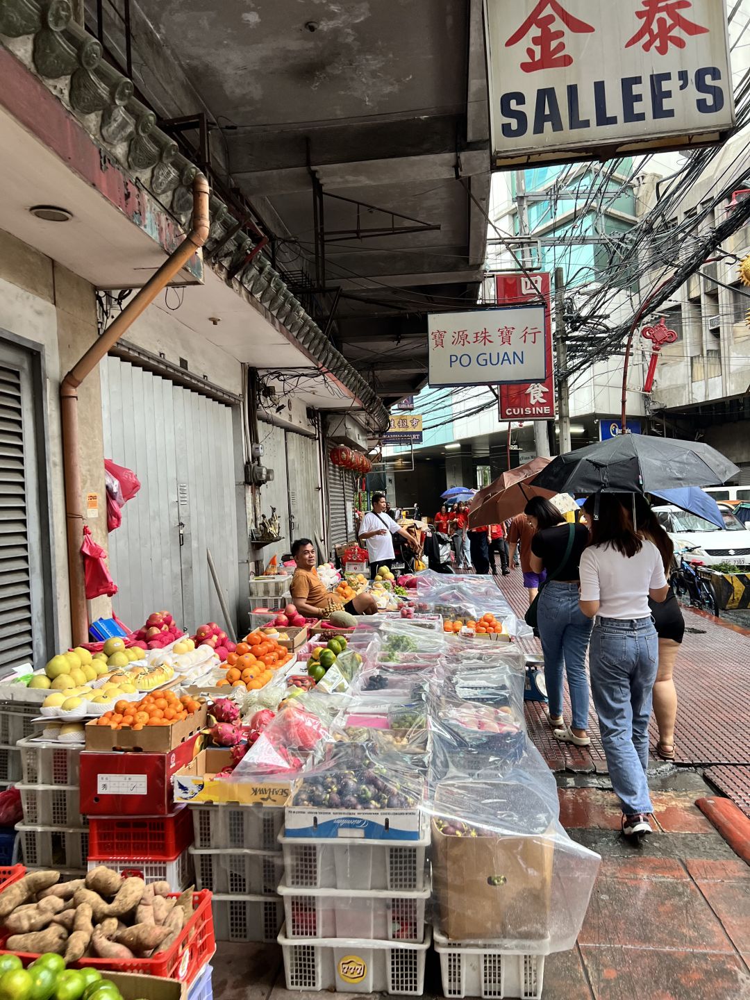 Manila/Luzon-Walking and shopping in Manila Chinatown on a rainy day, I miss you so much in the Philippines