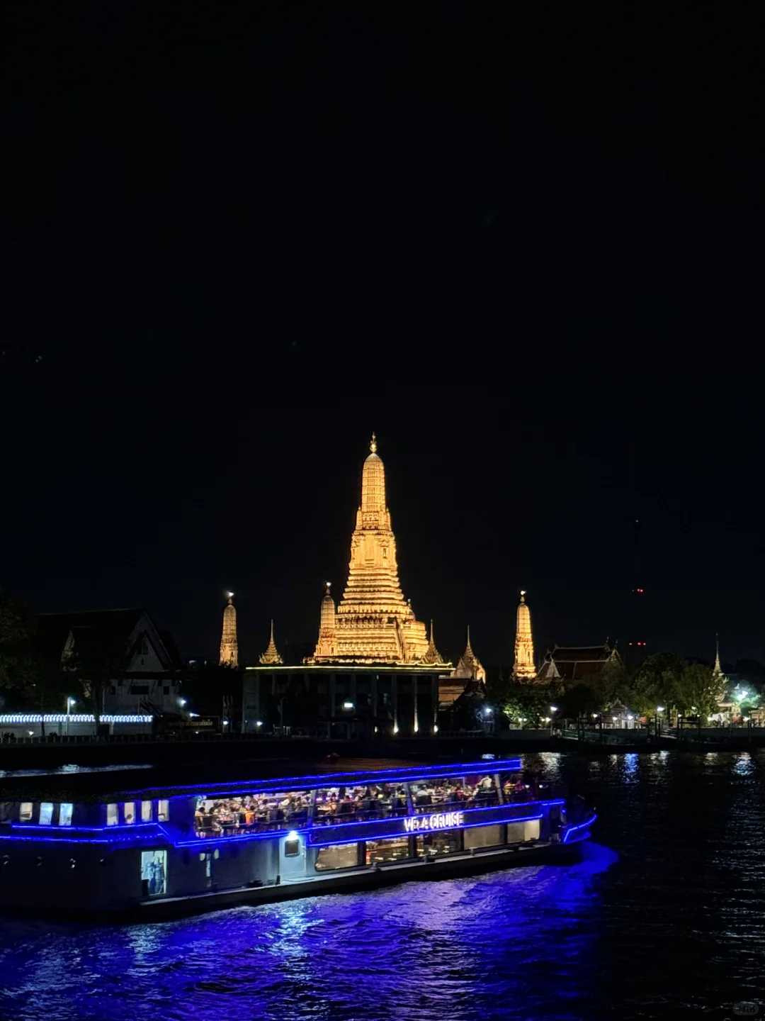 Bangkok-Sala Rattanakosin, Supanniga Eating Room, Chom Arun, Horsamut. Bangkok Chao Phraya River Sunset Restaurant Booking Guide