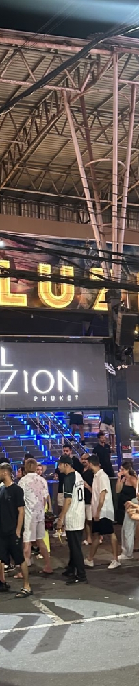 JL Illuzion Bar in Phuket, where people with social phobia can drink and dance happily