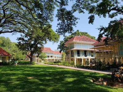 Maruekhathaiyawan Palace, 📭a fresh and graceful royal palace next to Hua Hin Beach