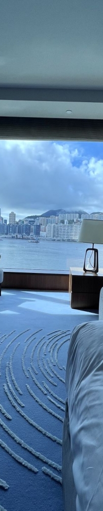 Kerry Hotel, Kowloon, Hong Kong, 50 square meters of room and beautiful sea view