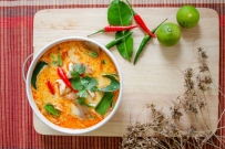 Top 10 Must-Eat Foods in Phuket | A Practical Guide to Food Exploration in Phuket