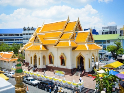 Wat Traimit Wittayaram Worawihan is dedicated to the Golden Buddha