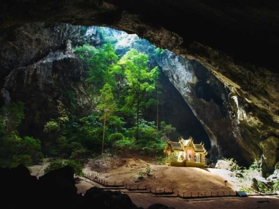 Tham Phraya Nakhon, Natural cave on a small island in Phraya Sam Roi Yot National Park, Hua Hin