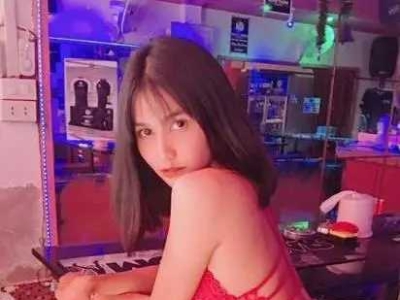 Take the technician girl from the Japanese massage shop to travel to Pattaya Gran Island