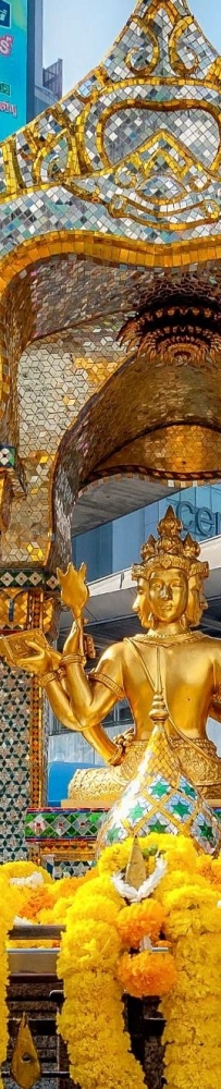 Don't miss this intersection in Bangkok, the four-faced Buddha statue is full of faith