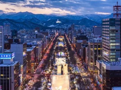 Hokkaido has not only heavy snow, but also the warmth of red-light district sex shops