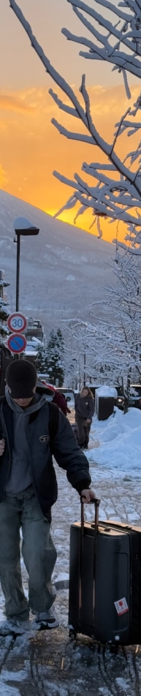 Hokkaido Niseko ski price list, including tickets, meals, skis, hotel accommodation, bus