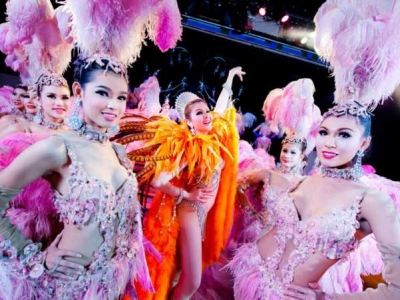 What to do in Phuket at night? Watch shows, performances, go to bars, date girls