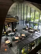 Central Lumpini Kempinski Bangkok, the garden view restaurant is great